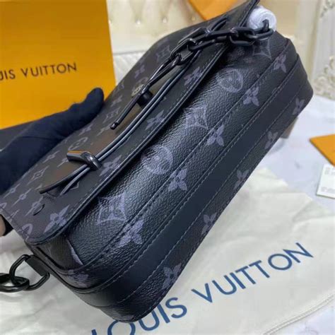 lv messengerama|Steamer Messenger Monogram Eclipse .